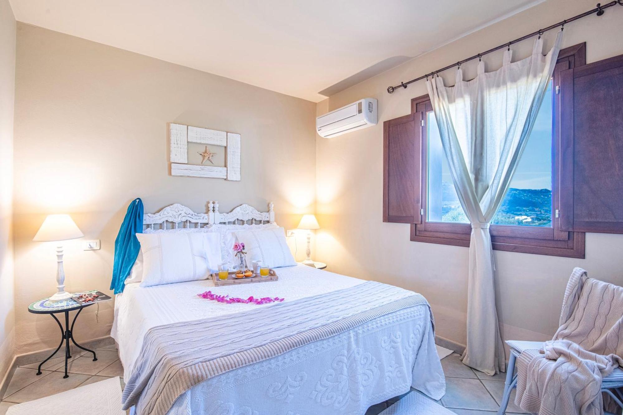 Apartamento La Dimora Di Amaranta Baja Cerdeña Exterior foto