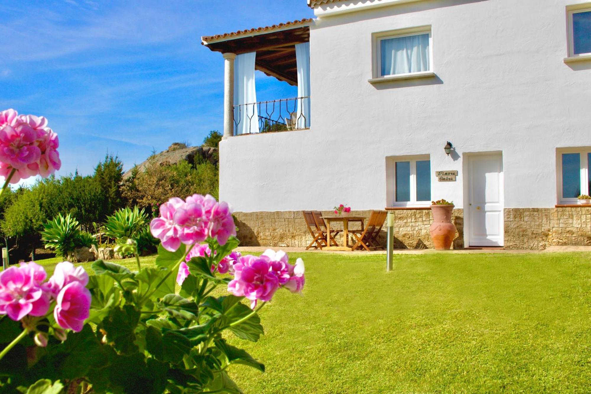 Apartamento La Dimora Di Amaranta Baja Cerdeña Exterior foto